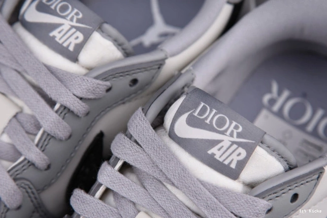 1st Kicks Shoes CN8607-002 DR X JORDAN box) 1 shoe (DR LOW OG 0731